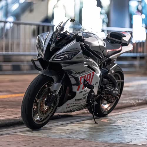雅马哈 R6
