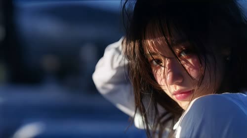 侧脸忧郁-tt