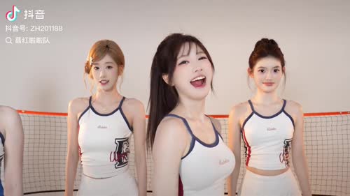 运动风美女