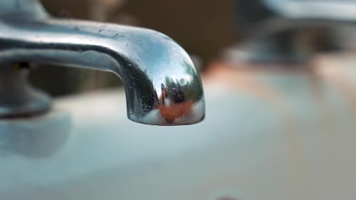 4k Water Drop