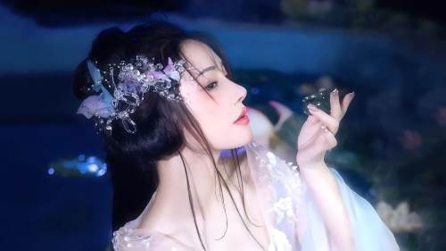 美女