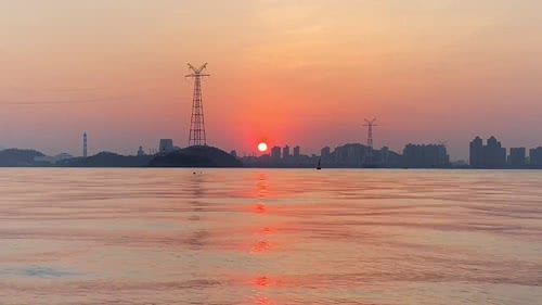 城市夕阳