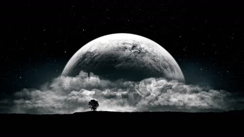 小也  Moon  in the Clouds